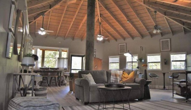 Rustic Modern Cabin at Jadon's Pond