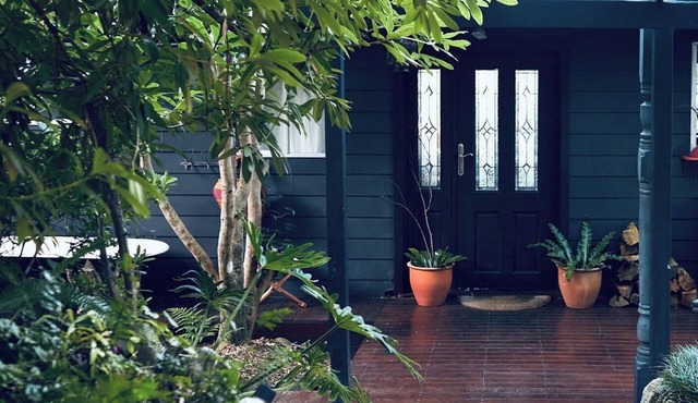 Rustic Mountain Cottage with Quirky CharmnClassic old school retreat