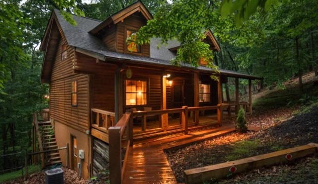 Rustic Mountain Retreat, 3BR, Game Room, Patio, Community w/Amenities