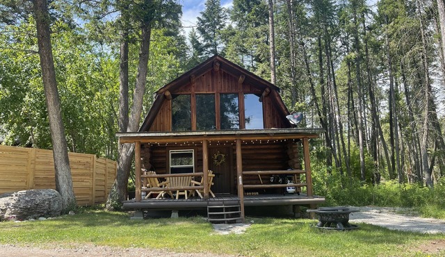 Rustic MT Cabin