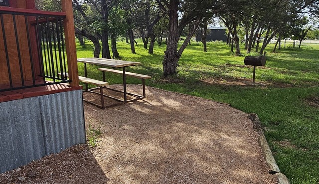 Rustic one room cabin overlooks Lake Buchanan near Reveille Ranch and Spider Mtn