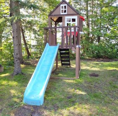 Rustic Pines Waterfront Cottage *CLEAR WATER*