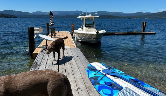 Rustic Priest Lake Waterfront Cabin conveniently located near Hunt Creek