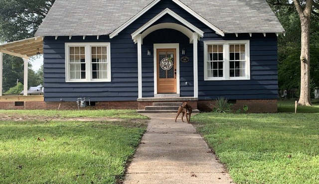 Rustic retreat — Car Service Available to& from Oxford, Tunica, Memphis