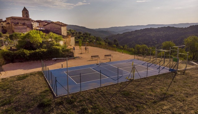 Rustic Retreat in Spanish Pyrenees: Wine, Nature & Adventure.