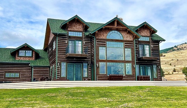 Rustic Retreat on Flathead Lake