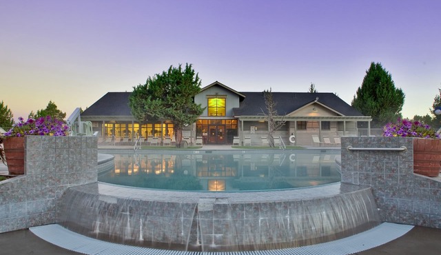 Rustic Retreat Perfect for Peaceful Stay | Pools and Scenic River Walks Access