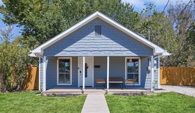Rustic Retreat with Historic Charm, 3 Bedrooms