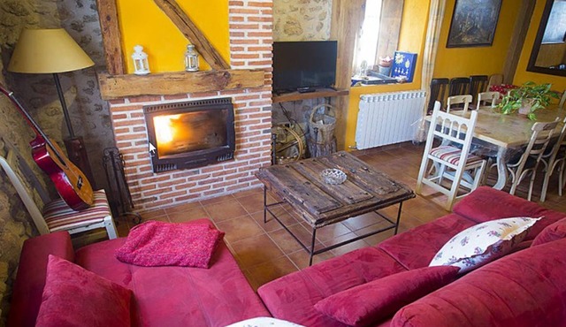 Rustic rural house. close to the sickles of Duraton, Pedraza, Sepulveda and Segovia