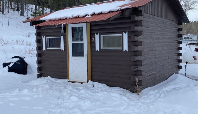 Rustic Small Cabin in the Black Hills of Wy. Snowmobile right out the drive!