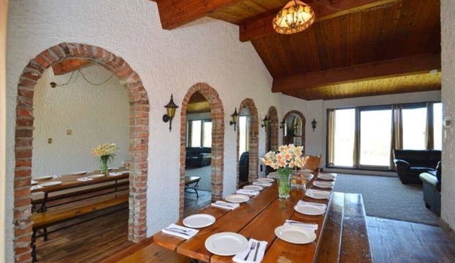 Rustic Spanish Chalet in the Heart of Nature/with Hot tub