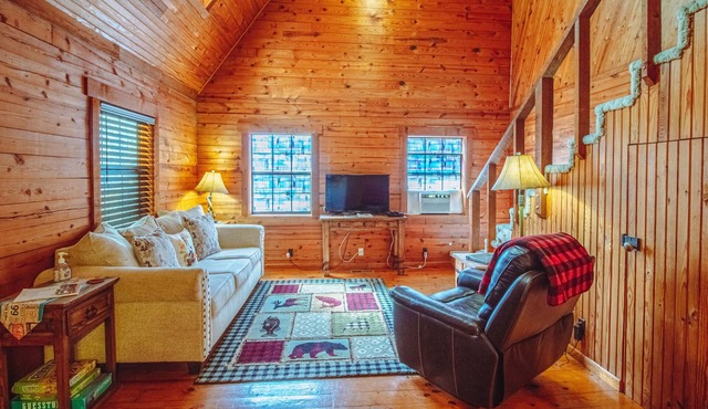 Rustic Splendor in the Ozarks
