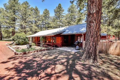 Rustic Star Authentic Log Cabin in the Woods Near the Grand Canyon Flagstaff Williams