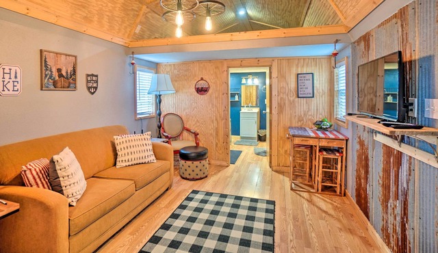 Rustic Studio in Fletcher’s Quiet Countryside!