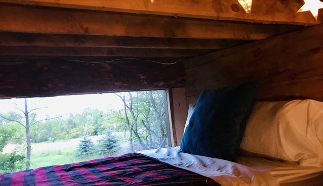 Rustic Tiny Home on Paradise Acres