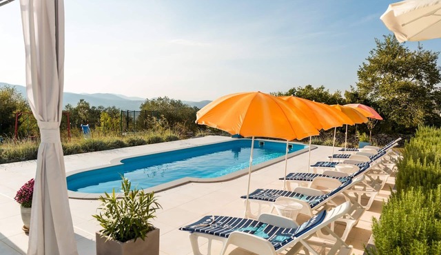 Rustic Villa Florice with a pool, quite area, family