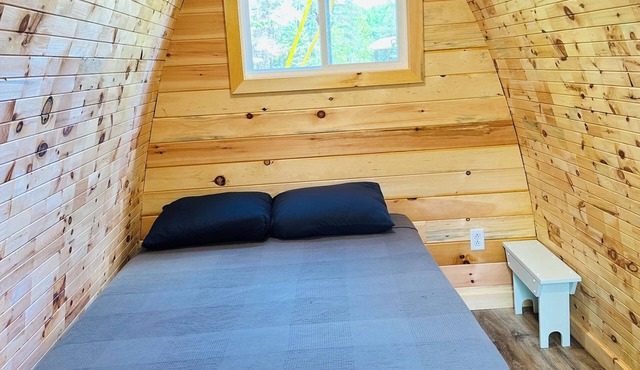 Rustic Wave Cottages-Glamping Pod #5