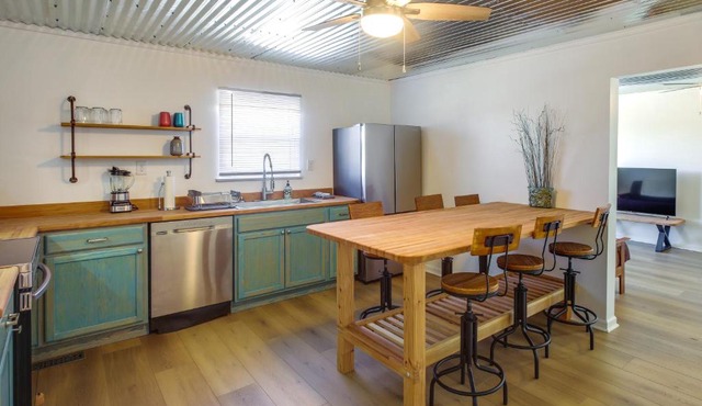 Rustic Whitwell Home with Grill, Near State Parks!