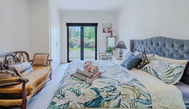 Rustic Winery Villa | King Bed Room1 with En-Suite