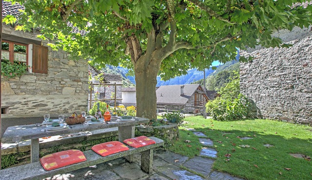 Rustico al platano 2, Frasco, Switzerland