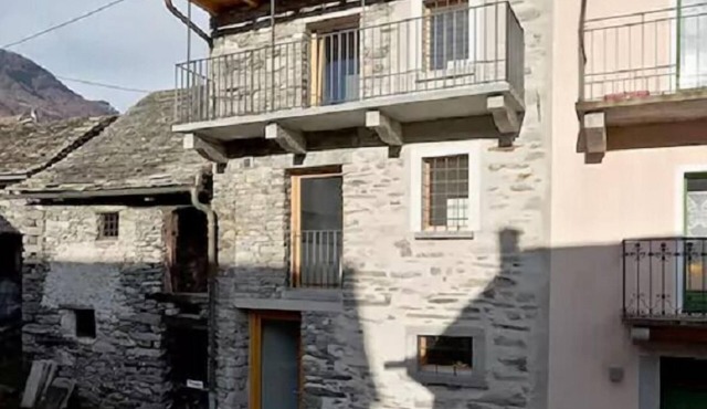 Rustico di vacanza nel nucleo di Moghegno