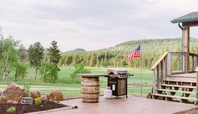Rusty Meadows Lodge near Sturgis, Nemo and Black Hills!