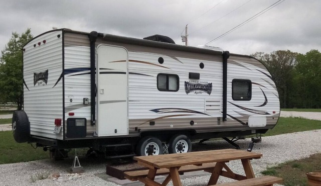 RV Campground by the Lake in delightful Fair Play with AC, WiFi