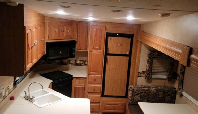 RV Executive Home I - In Tranquil Setting, Indoor - In-ground Pool