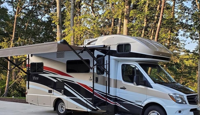 RV "In Style"-Only 5 minutes from Virginia Tech