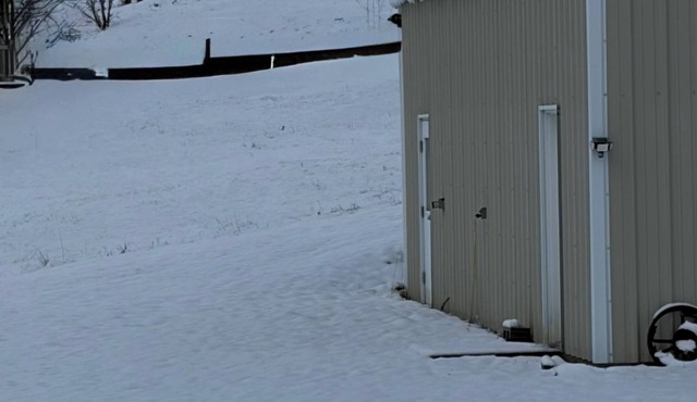 RV or Camper Parking Space in the Country - nNo Bathroom Facilities