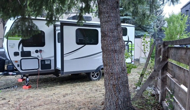 RV Parking in Paradise (Parking Space #B)