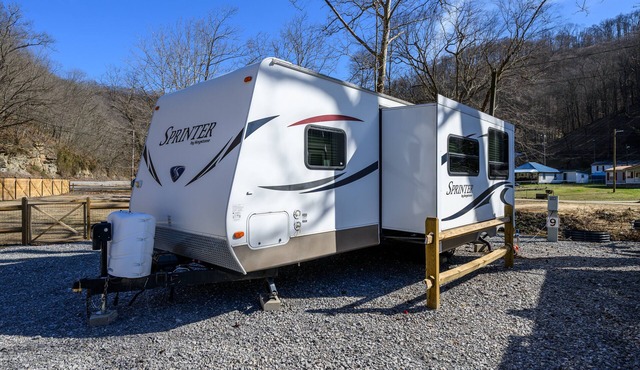 RV Site 9 Camper - Hatfield McCoy Trails