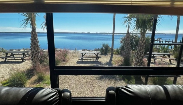 RV with dock and bay access-pet-friendly!