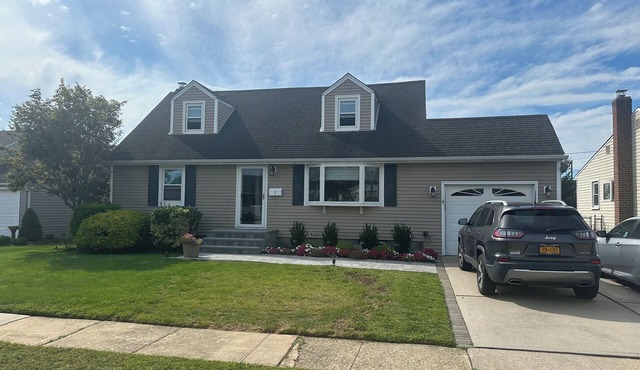 Ryder Cup home less than 3 miles from the golf course