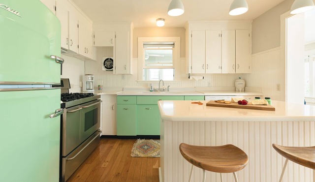 Rye Motor Inn - Bungalow House 1BR Apt - Ocean View - ADULTS ONLY