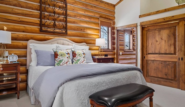 Rymell Cabin | Bronze Buffalo Ranch