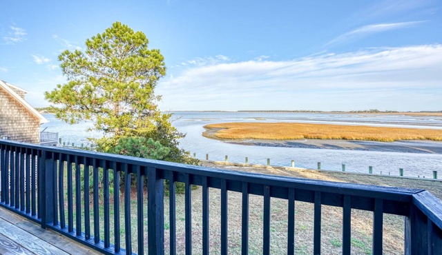 Ryokan | Unobstructed Oyster Bay Waterfront Views w/Screened Porch, Balconies & Boat Launch Access