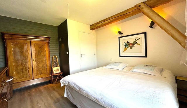 Séchoir du Périgord - renovated loft dryer with heated pool & enclosed garden