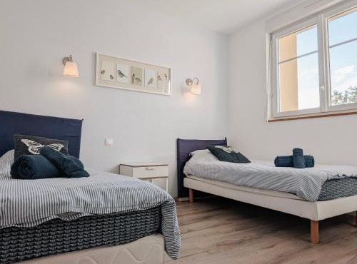 Séjour authentique à Fontguenand avec parking et petit déjeuner inclus - FR-1-591-707