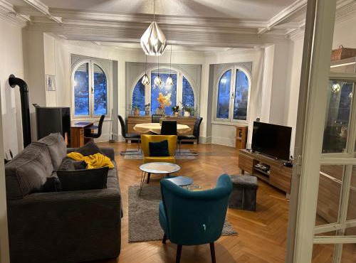 Séjour entre ville et montagnes Appartement 90 m2