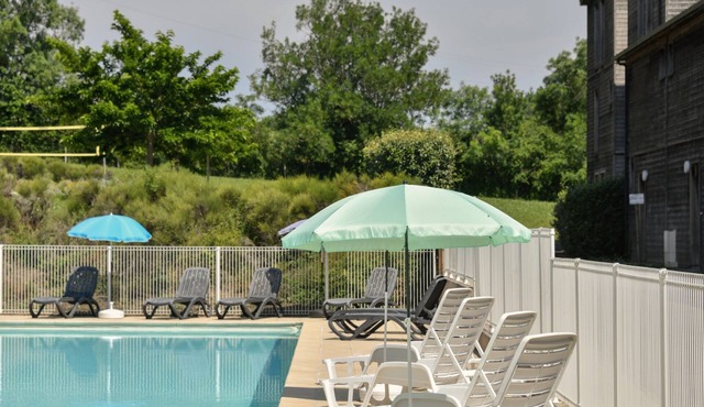 Séjour relaxant | Terrasse et piscine extérieure