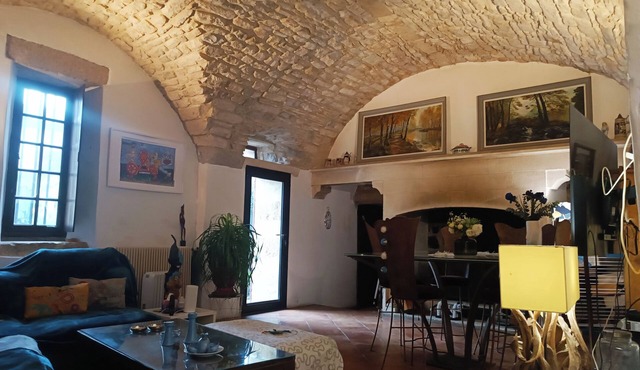 Séjournez Dans un Lieu Chargé D'histoire Entre mer et Cévennes