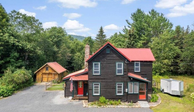 S'More the Merrier! 3BR/3BA Indian Lake escape. Year round family memories & fun