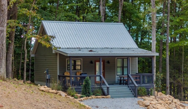 S'mores & More Tiny House - Tracy City