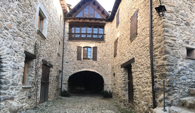 S. XVI Manor House: Yégües-Mingot House (sleeps 2)