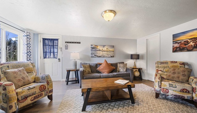 S1 - Epic - Surf Inn 2 bed, 1 bath