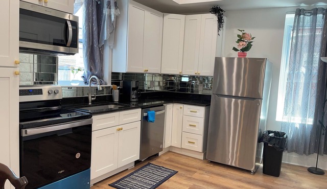 S1 Queen Villege spacious 1 room 1 bathroom