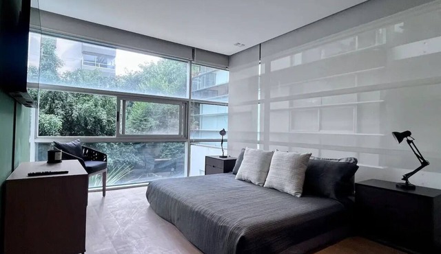 S2305 - 2BDR/2BTH - One Bedroom Apartment, Sleeps 4