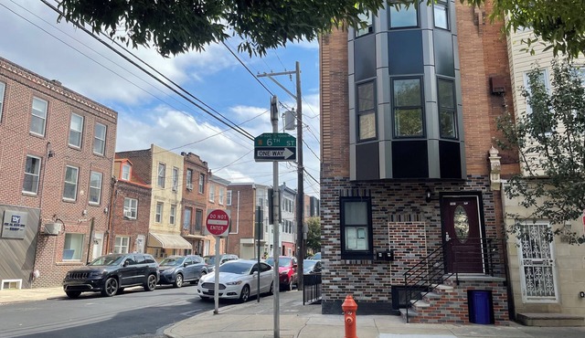 S3, Queen Villege, quiet 1 bedroom 1 bathroom, share kitchen