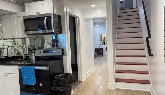 S6, Near center city spacious one bedroom apartment